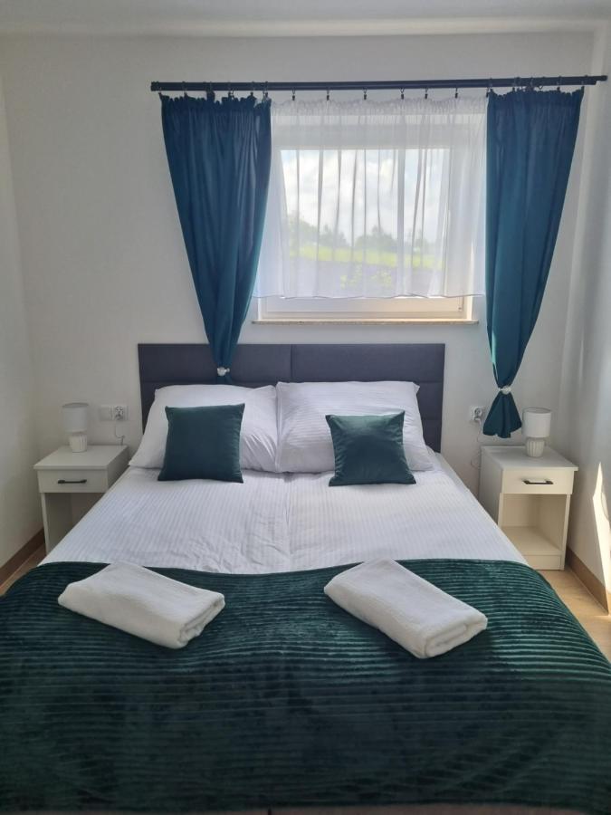 Apartamenty Jelen Pod Grapom Banska Nizna Dış mekan fotoğraf