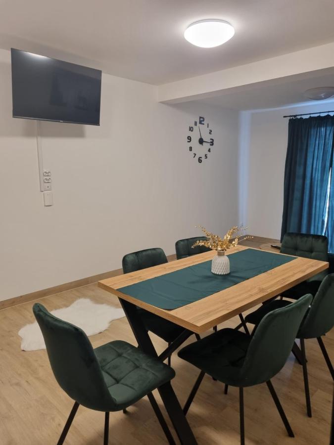 Apartamenty Jelen Pod Grapom Banska Nizna Dış mekan fotoğraf